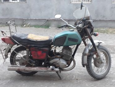 Motonəqliyyatın icarəsi: Motosiklet – klassik sovet istehsalı tipli, iki silindrli, iki taktlı