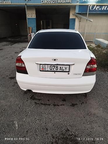 step 2: Daewoo Nubira: 2000 г., Механика, Бензин, Седан — 3