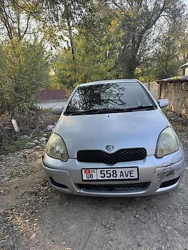 Toyota Vitz: 2004 г., 1 л, Автомат, Бензин, Хэтчбэк — 4