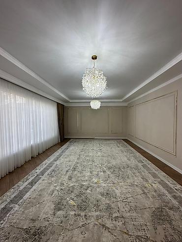 Үйлөр: Продаю большой дом 225 КВ 8.5сот земли из 10 ком в доме есть Гараж — 7