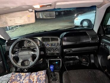 автомобиль пассат: Volkswagen Golf: 1997 г., 1.8 л, Механика, Бензин, Хетчбек