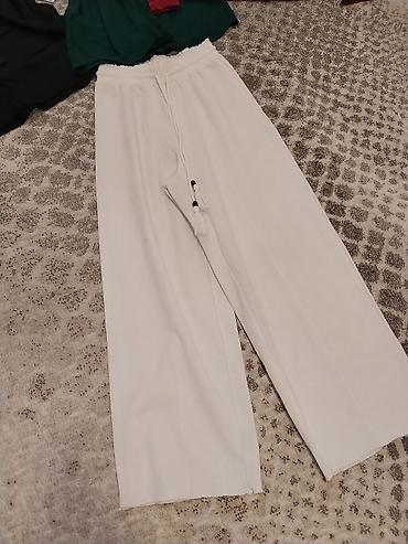 mona loznica: Ženska garderoba – komplet - Bele široke pantalone, lagan materijal — 2