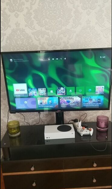 820 yazır s: Ideal Veziyyetde Xbox Series S satiram 1 il olarki Almisam Satma