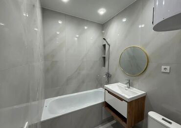 срочная продажа авто бишкек: 1 комната, 43 м², 106 серия улучшенная, 1 этаж, Евроремонт