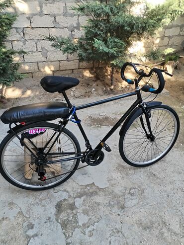 irsad telecom velosiped: İşlənmiş Şəhər velosipedi Aist, 28", sürətlərin sayı: 7, Ünvandan götürmə, Ödənişli çatdırılma, Rayonlara çatdırılma