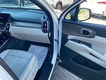 aion s: Kia Sorento: 2022 г., 1.6 л, Автомат, Гибрид, Кроссовер — 4