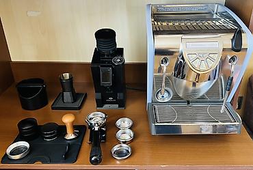 mining rig: Qəhvə maşını Nuova simonelli, Yarımavtomat, Su qabı ilə, İşlənmiş — 7