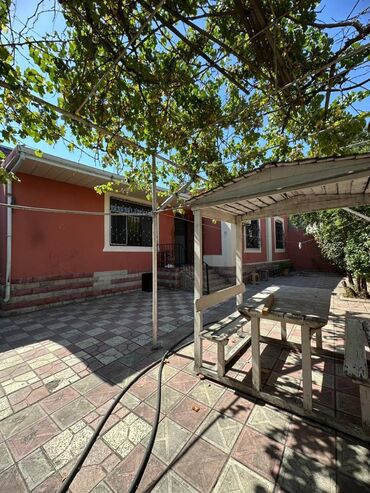 Uzunmüddətli kirayə evlər: 100 kv. m, 3 otaqlı, Qaz, İşıq, Su -da lalafo.az — 17 Uzunmüddətli kirayə evlər: 100 kv. m, 3 otaqlı, Qaz, İşıq, Su — 17