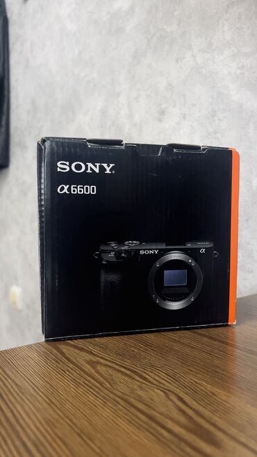 Фотоаппараты: Продаю свою любимую камеру Sony A6600 Body. Состояние отличное