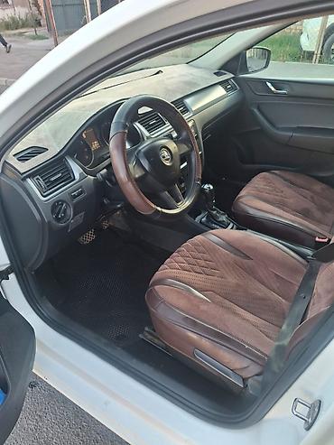 skoda rapid 2012: Skoda Rapid: 2017 г., 1.6 л, Автомат, Бензин, Седан — 9