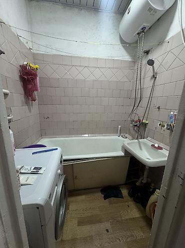 квартиа: 2 комнаты, 48 м², Аламедин-1 мкр 105 серия, 3 этаж, Старый ремонт — 4