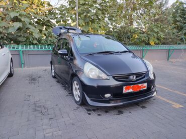 Honda: Honda Fit: 2004 г., 1.5 л, Вариатор, Бензин, Хэтчбэк