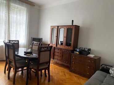 Uzunmüddətli kirayə mənzillər: Gənclik və 28 May metrolarına yaxın məsafədə 3 mərtəbəli binanın 3-cü — 2