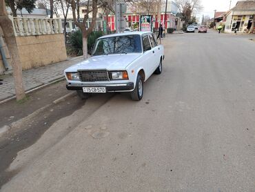 sovet maşınlarının satışı: VAZ (LADA) 2107: 1.6 l | 2005 il 2500 km Sedan