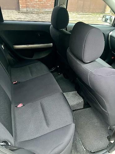 Toyota: Toyota Ist: 2003 г., 1.3 л, Автомат, Бензин, Хэтчбэк — 9