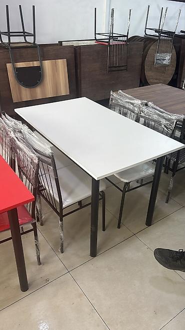 heyet stullari: Heyet ve balkon üçun masa desti 4 stul masa 160 azn Şeher içi — 2