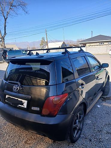 форанер 2004: Toyota Ist: 2004 г., 1.5 л, Автомат, Бензин, Лифтбек — 4