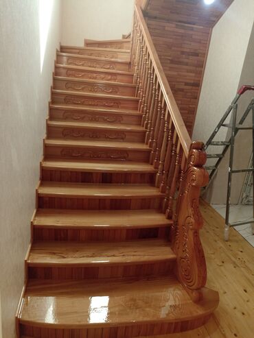 Digər xidmətlər: Hər növ taxtadan hər növ əl işləri qapı pilləkən mebel parket sauna — 9