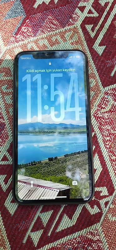 iphone 11 telefon: IPhone 11, Qara, Face ID — 2