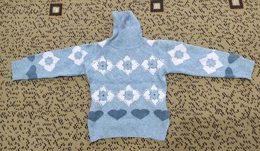 пиджак голубой: Обувь, зимняя, на меху, размер 24 - 150 с. Носки детские, Новые, Есть