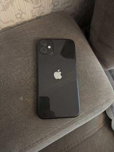 çat: IPhone 11, 64 GB, Qara, Qırıq