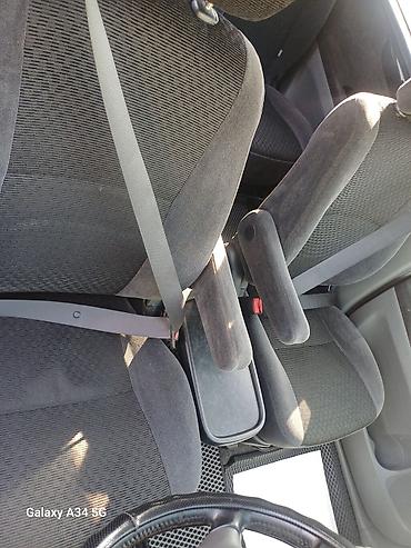 isis toyota: Toyota Ipsum: 2003 г., 2.4 л, Автомат, Бензин, Универсал — 7