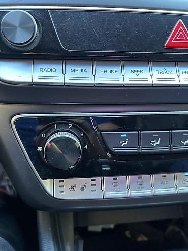 Hyundai: Hyundai Sonata: 2019 г., 2 л, Автомат, Газ, Седан — 9