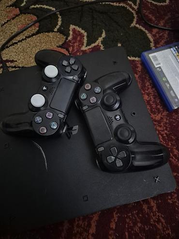 PlayStation 4 Slim, 512 ГБ. В комплекте: - 2 оригинальных геймпада — 6
