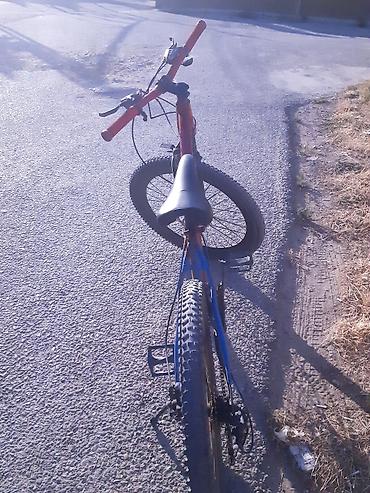 24 velosipedler: Dağ velosipedi – 26" təkərli, hardtail karkaslı model Xüsusiyyətlər — 6
