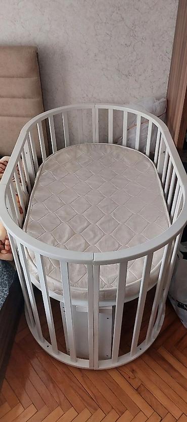 продам ворота бу: Для девочки и мальчика, Б/у, Овальная, Колыбель, С бортиками, С матрасом, С механизмом качания — 1