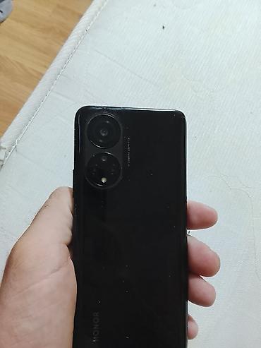 Honor: Honor (model CMA-LX1) smartphone - Ekran: 6.5" HD+ rezolucije 1600 × — 9