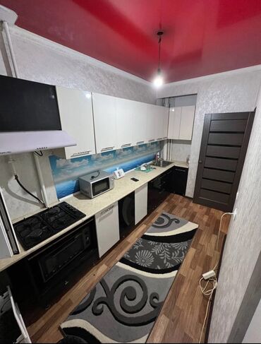 серая кофта: 2 комнаты, 64 м², Индивидуалка, 4 этаж, Косметический ремонт
