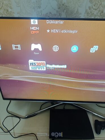 PS3 (Sony PlayStation 3): Sony PlayStation 3 500 gb 2 pult 40 oyun plombasi usdunde