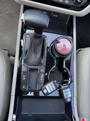 Kia: Kia Carnival: 2019 г., 2.2 л, Вариатор, Дизель, Минивэн — 7