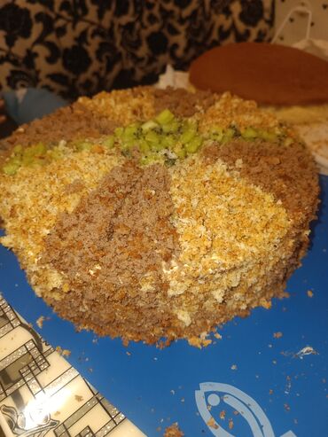 sevgi tortlari: Tort sifarisi.(temiz kere yagi ile25 AZN) hazirlanir.1 kilosu 20