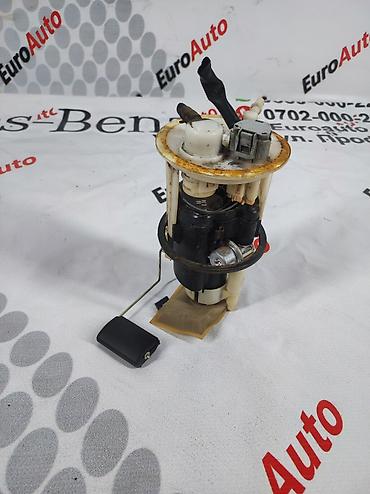 Другие автозапчасти: ** топливные насосы для различных автомобилей** Оригинальные — 5