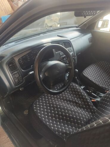 купить машину без первоначального взноса: Nissan Primera: 1998 г., 1.6 л, Механика, Бензин, Седан