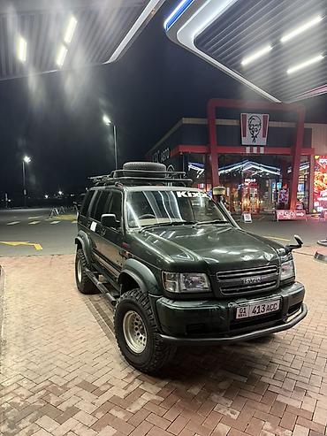 Isuzu Bighorn: 2002 г., 3.5 л, Автомат, Бензин, Внедорожник