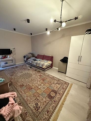 Продажа квартир: 3 комнаты, 101 м², 8 этаж — 3