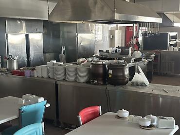 restoran soba: Tam təchizatlı yeməkxana/restoran avadanlıqları komplekti - Açıq — 2