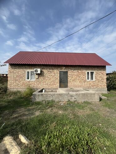 продается дом пишпек: Дом, 74 м², 4 комнаты, Риэлтор, Косметический ремонт