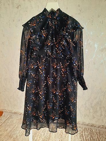 Futbolka və maykalar: Məhsul: 2 ədəd qadın bluz/don üstü 1) Kobalt mavi, güllü naxışlı — 14