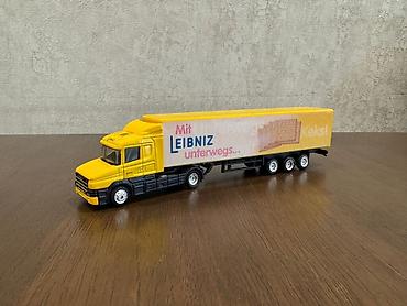 mini mercedes: Mercedes, 2000 il, 1:87, Plastik, Rayonlara çatdırılma, Ödənişli çatdırılma, Ünvandan götürmə — 3