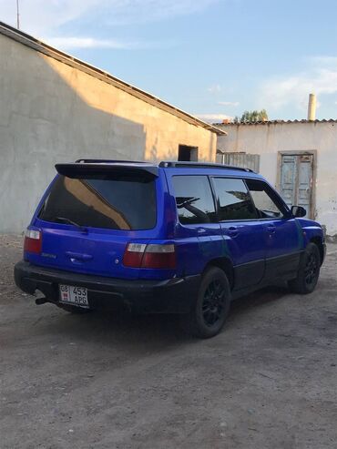 Subaru: Subaru Forester: 2001 г., 2 л, Автомат, Бензин, Универсал