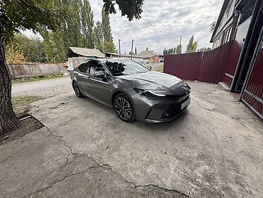 subaru oudback: Toyota Camry: 2026 г., 2.5 л, Автомат, Гибрид, Седан — 1