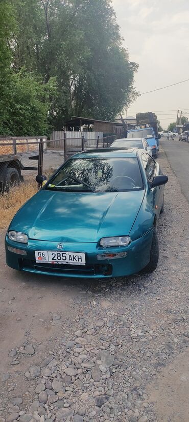 скупка битых машин: Mazda 323: 1995 г., 1.5 л, Механика, Бензин, Хэтчбэк