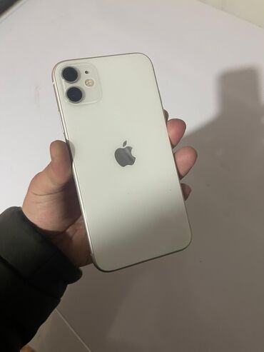 Apple iPhone: IPhone 11, Б/у, 64 ГБ, Белый, 86 %