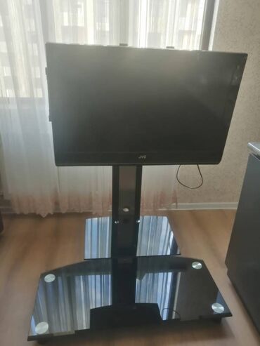 tv antenna: Markası JVC. Ölçüsü 81 sm,32lik. Canlı,təmiz göstərir, Heç bir