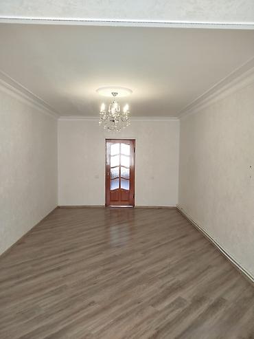 Mənzillərin satışı: Bakı, 8-ci kilometr, 3 otaqlı, Köhnə tikili, m. Xalqlar Dostluğu, 90 kv. m — 3