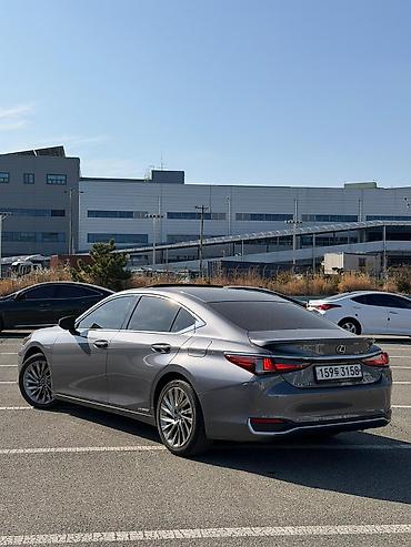 Lexus: Lexus ES: 2019 г., Седан at lalafo.kg — 27 Lexus: Lexus ES: 2019 г., Седан — 27